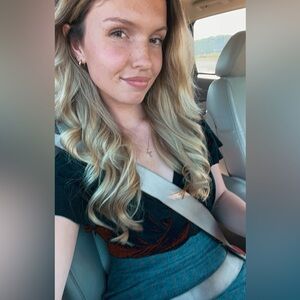 Meet your Posher, Paige